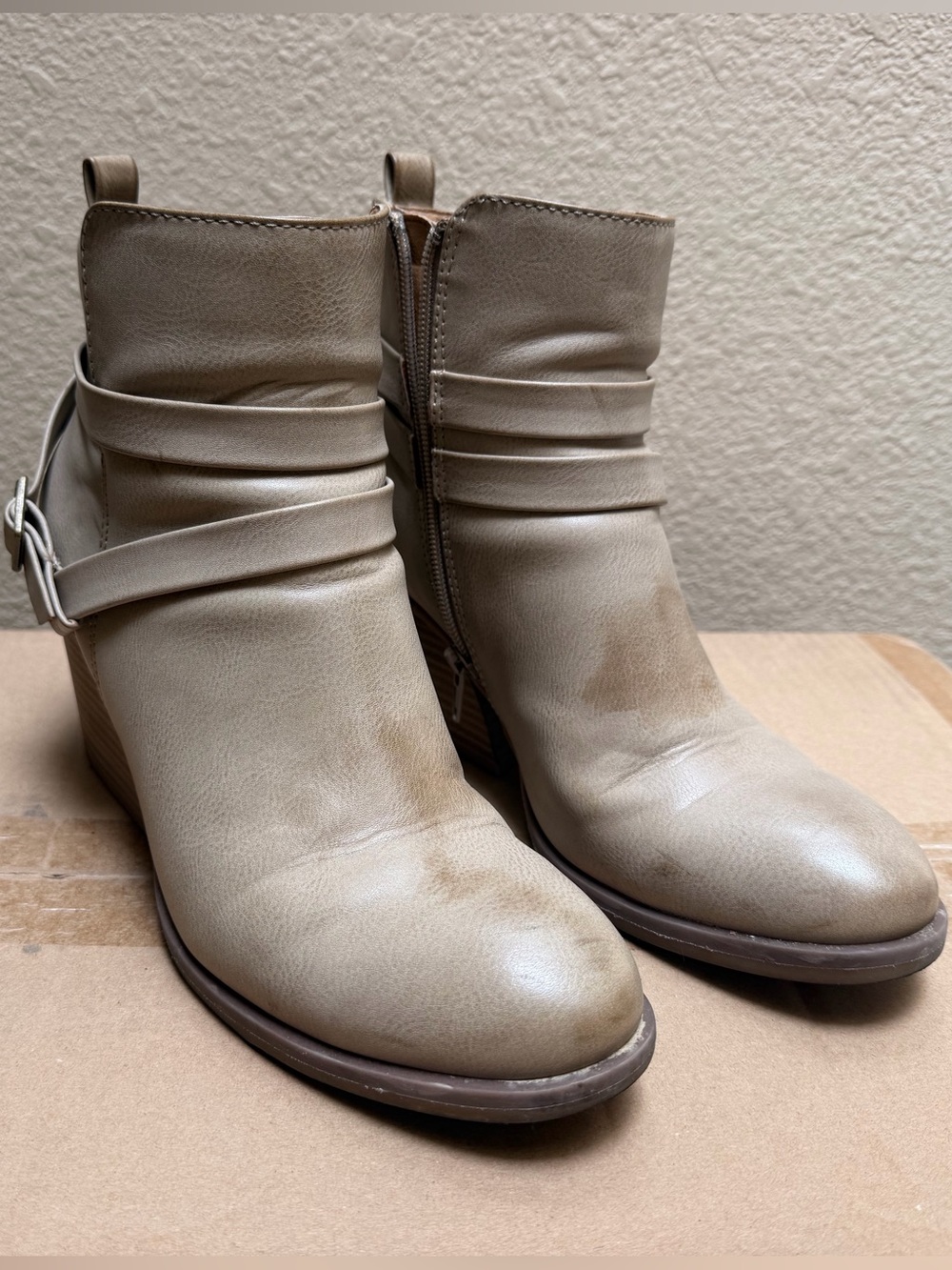Used Kork-Ease Joelle Booties size 8